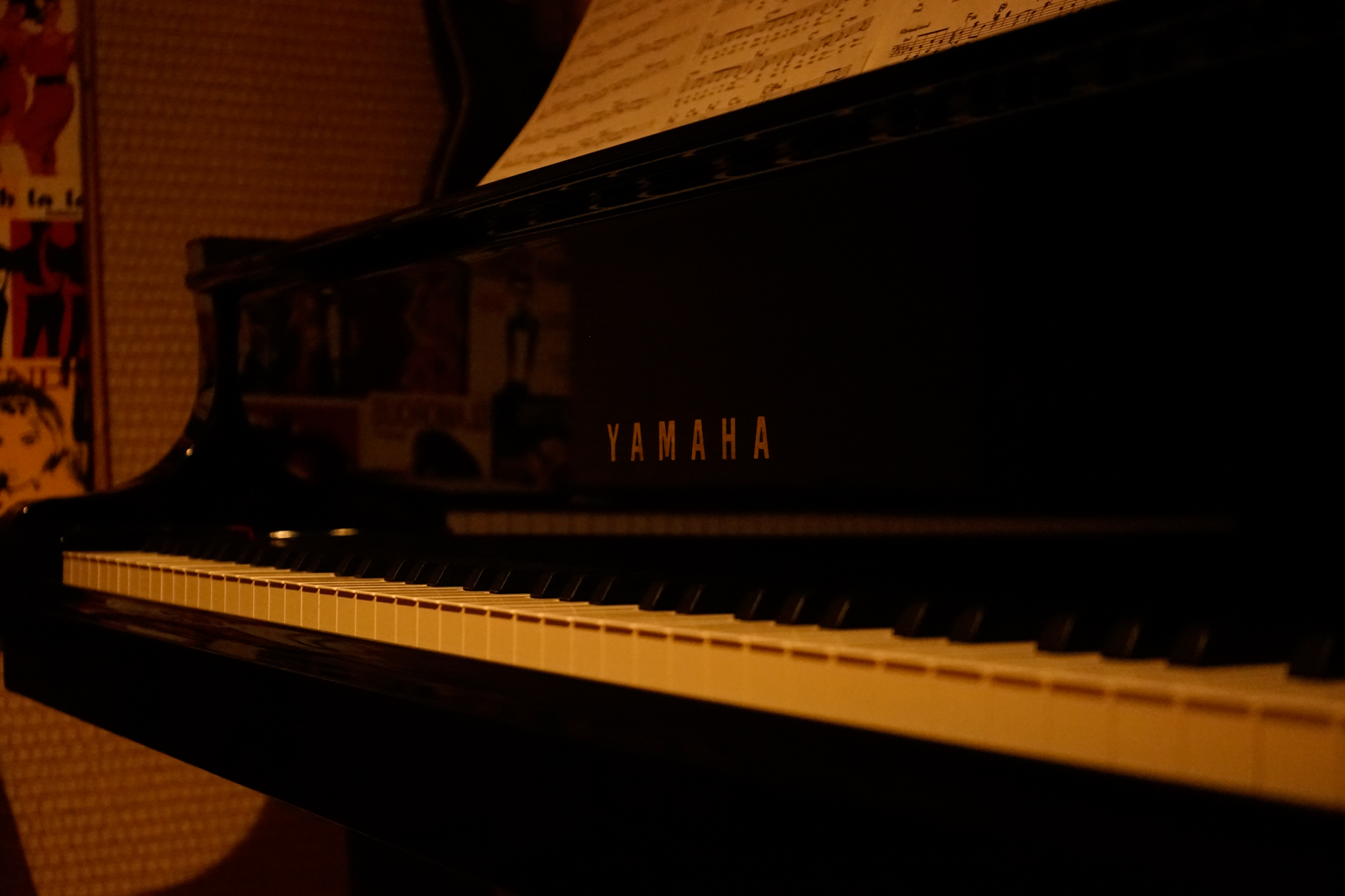 Klaviatur des Yamaha C3X Flügels im Mooseic Studio